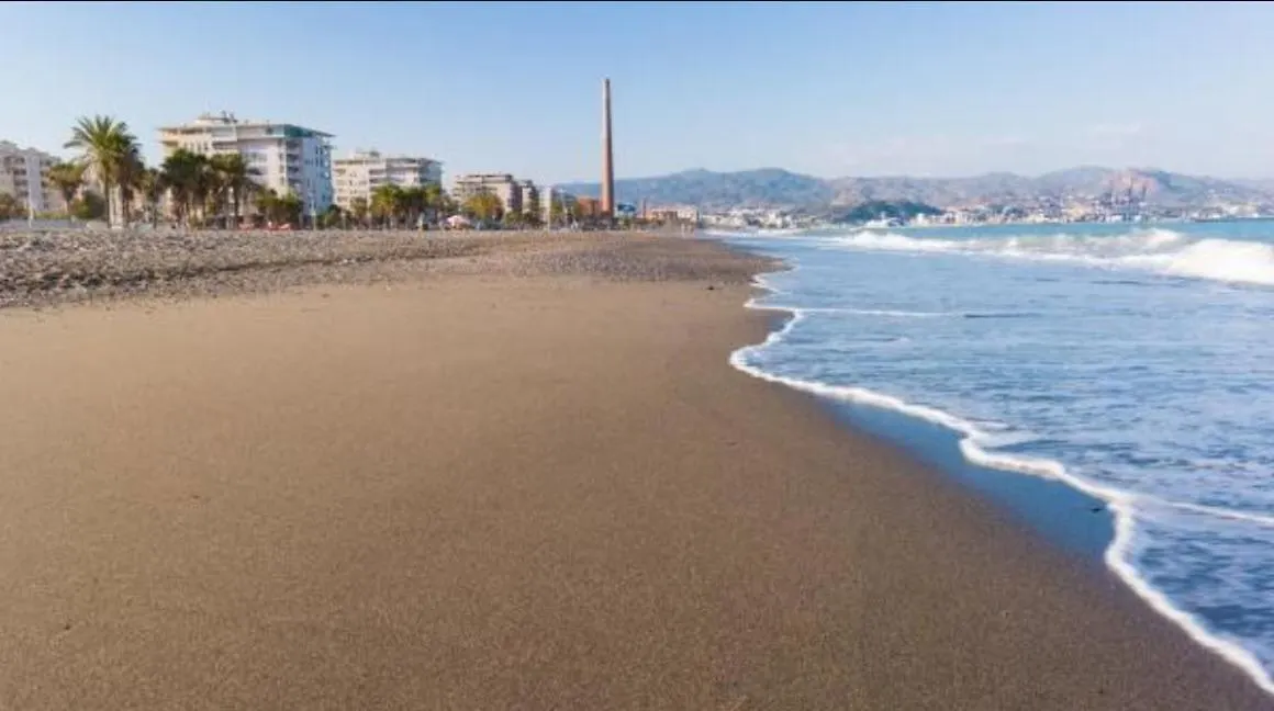 Apartamento Con Piscina En Parque Litoral Apartment Malaga Spain