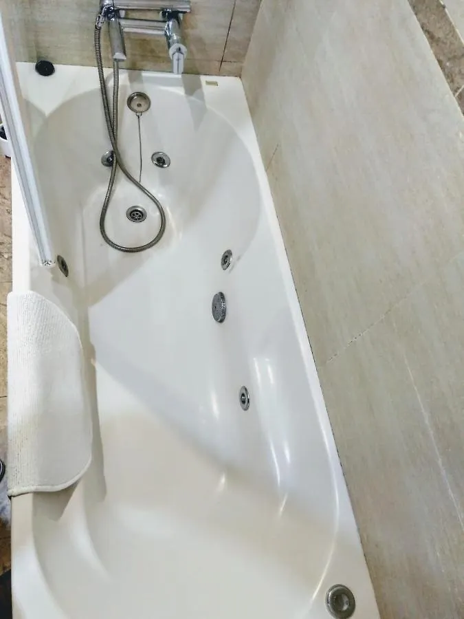 Apartamento Con Piscina En Parque Litoral Apartment Malaga Spain